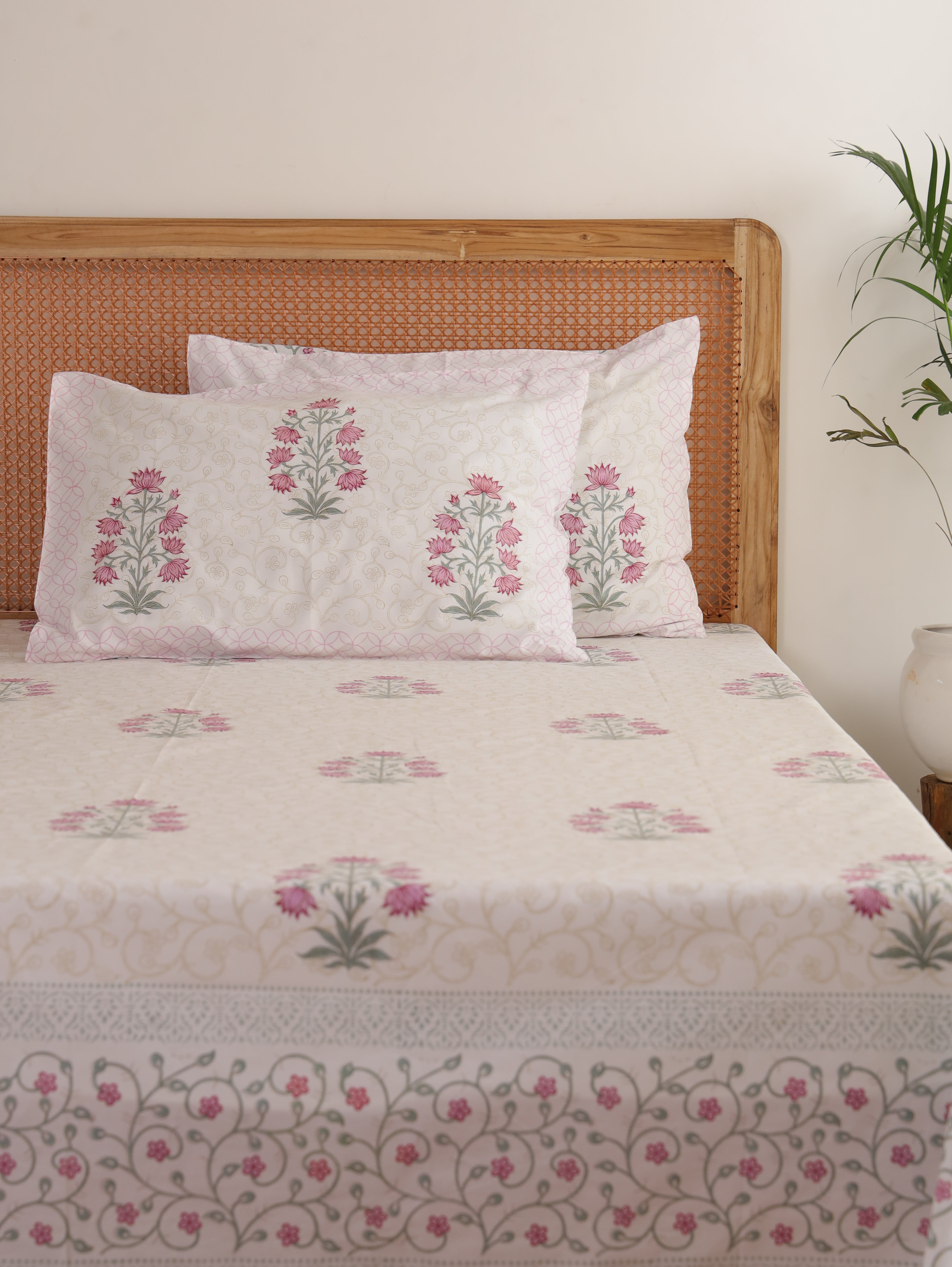 GulBaagh  Bedsheet
