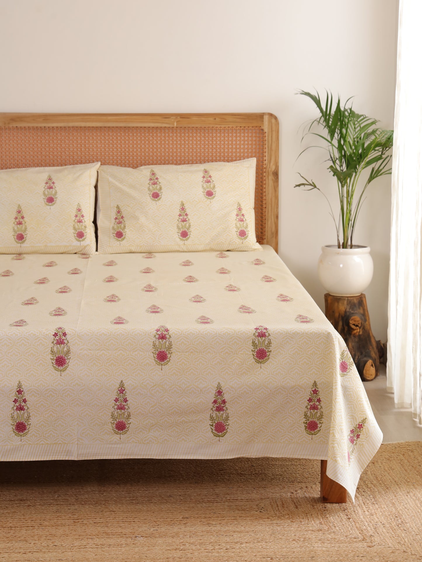 Dahlia Bedsheet