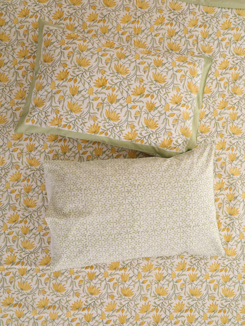 Amaltas Bedsheet