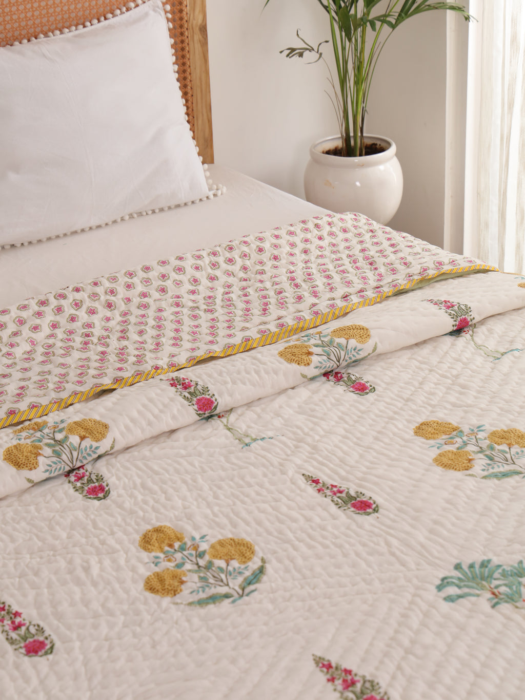 Daffodil Quilt - Double