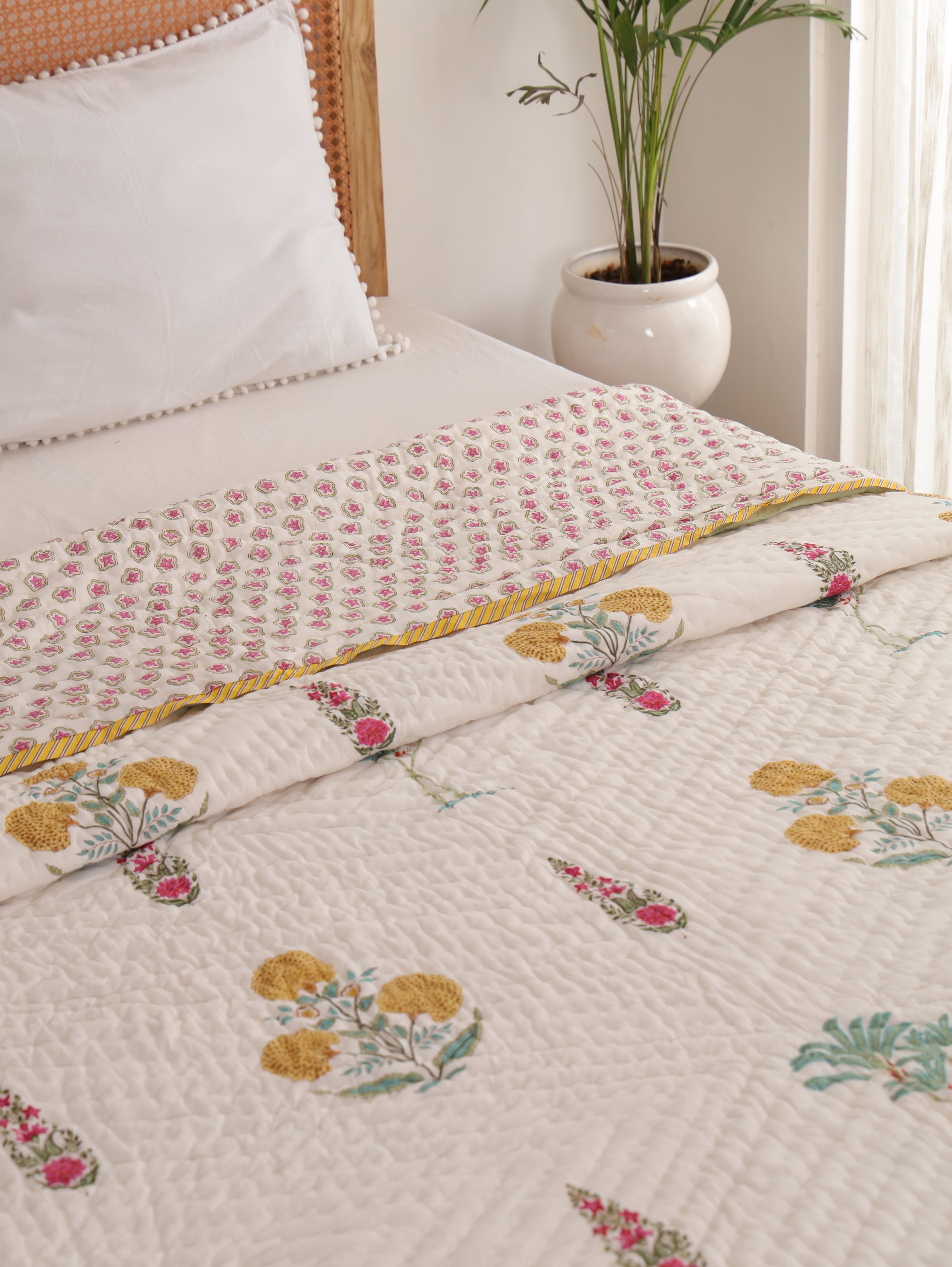Daffodil Quilt - Double
