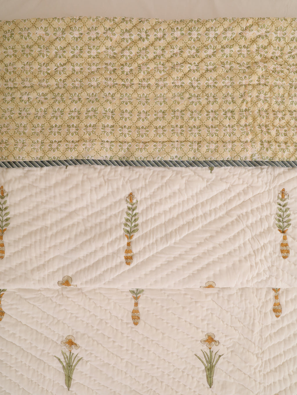 Lily Quilt - Double