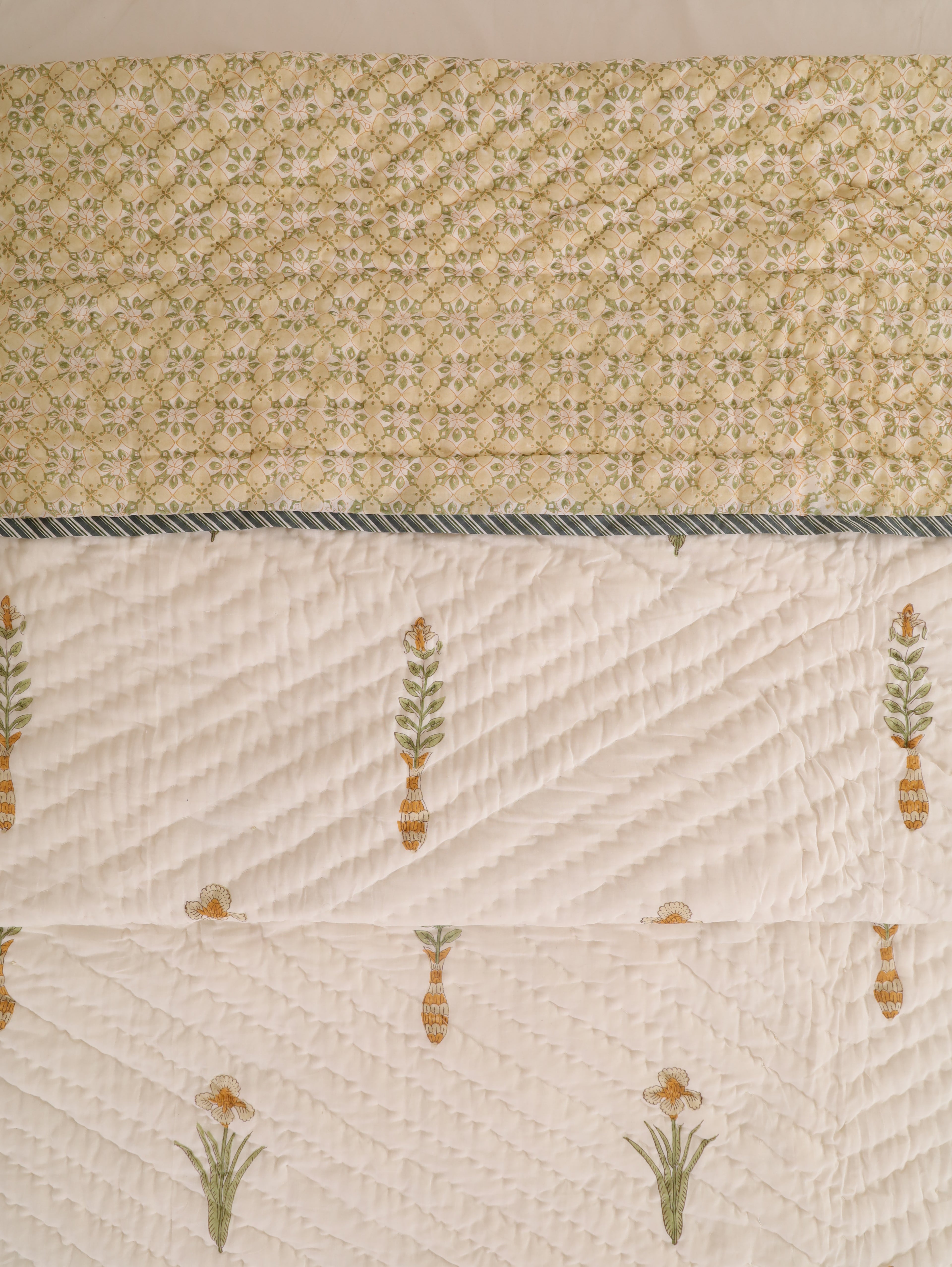 Lily Quilt - Double
