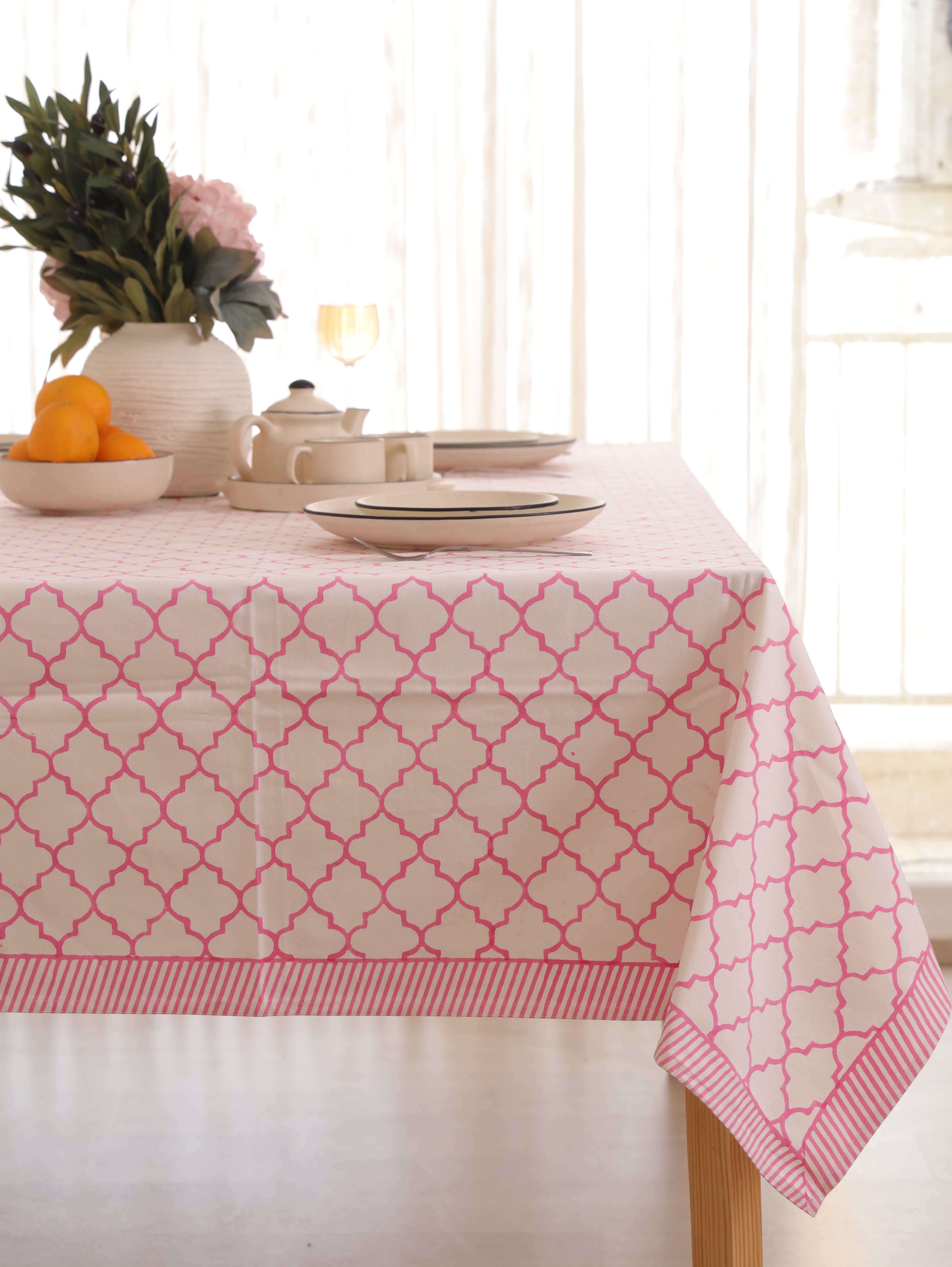 Jharokha Table Cover - 6 seater