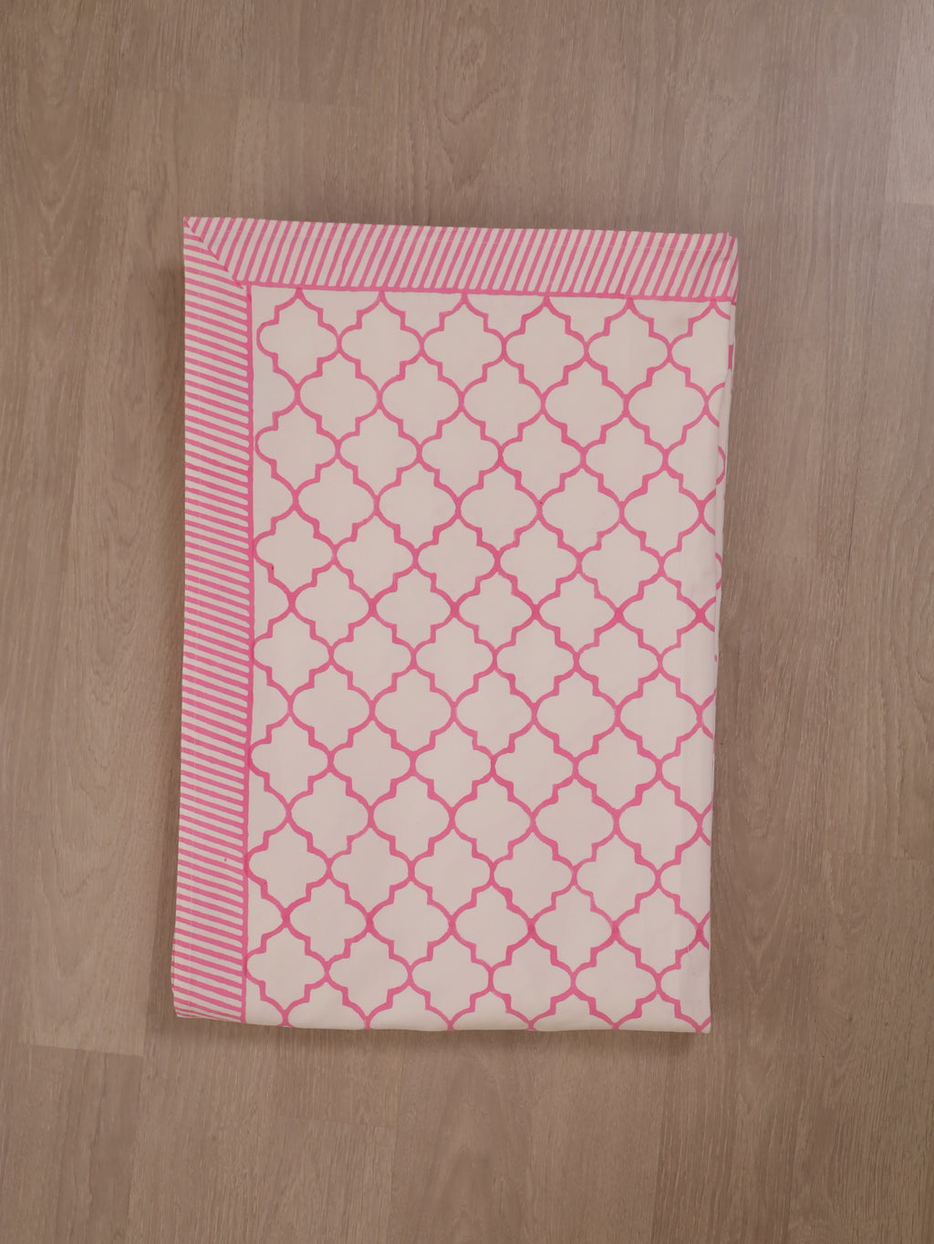 Jharokha Table Cover - 6 seater