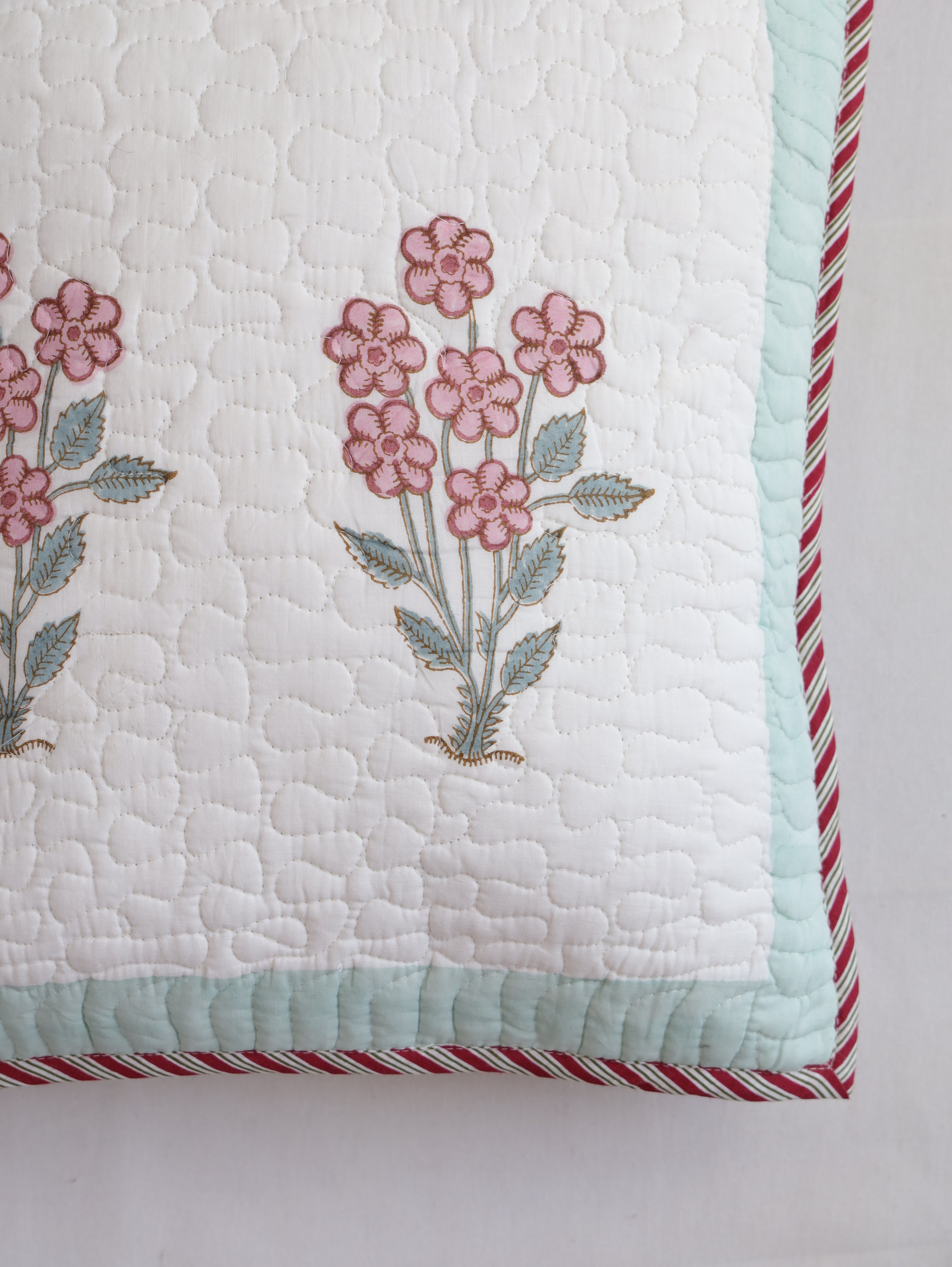 Petunia Cusion Cover
